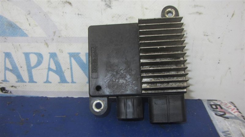 Запчасть блок управления вентилятором радиатора MAZDA CX-7 06-12 L33L-15-15Y Б/У Блок управления вентилятором радиатора MAZDA CX-7 06-12 L33L-15-15Y Б/У