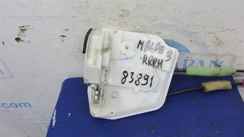 Замок двери задний правый MAZDA 3 BM 13-19 BJS7-58-310 Б/У