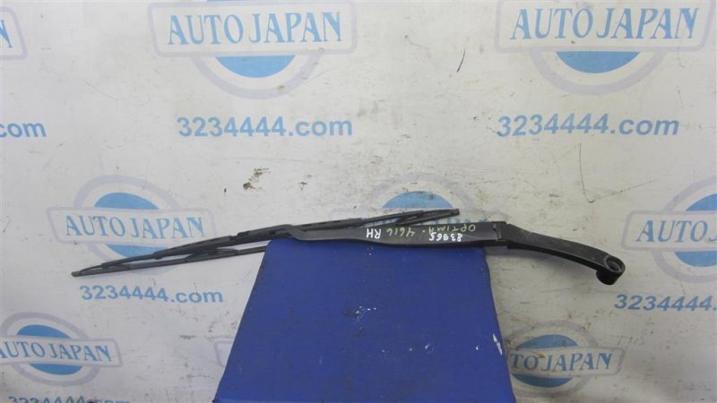 Поводок стеклоочистителя передний KIA OPTIMA JF 15-20 2016 Седан 2.4 98321-D4000 Б/У