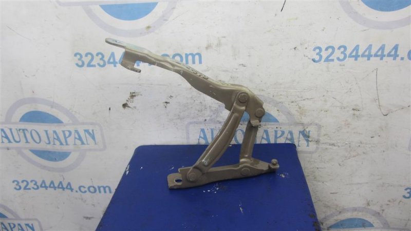 Запчасть петля капота правая KIA SOUL PS 13-19 2014 PS 2.0 79120-B2000 Б/У Петля капота правая KIA SOUL PS 13-19 2014 PS 2.0 79120-B2000 Б/У