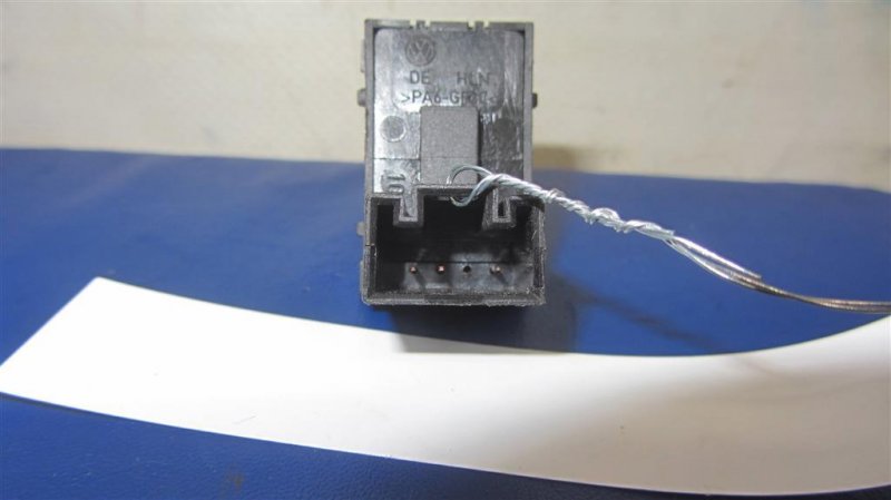Кнопка стеклоподъемника VOLKSWAGEN JETTA USA 10-17 Кнопка стеклоподъемника VOLKSWAGEN JETTA USA 10-17