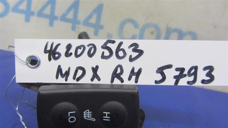 Кнопка обогрева сидений правая MDX (YD2) 06-13 2008 YD2 3.7