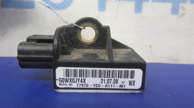 Датчик удара HONDA ACCORD CU8 / TSX 08-14 Датчик удара HONDA ACCORD CU8 / TSX 08-14