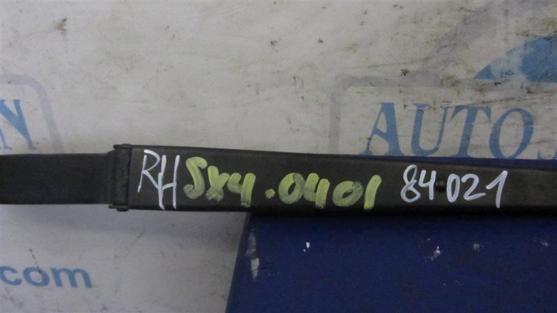 Поводок стеклоочистителя передний правый SX4 06-13 2008 Хетчбек 2.0 J20A
