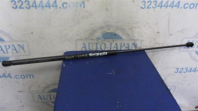 Запчасть амортизатор капота правый KIA SOUL PS 13-19 2014 PS 2.0 81171-B2000 Б/У Амортизатор капота правый KIA SOUL PS 13-19 2014 PS 2.0 81171-B2000 Б/У