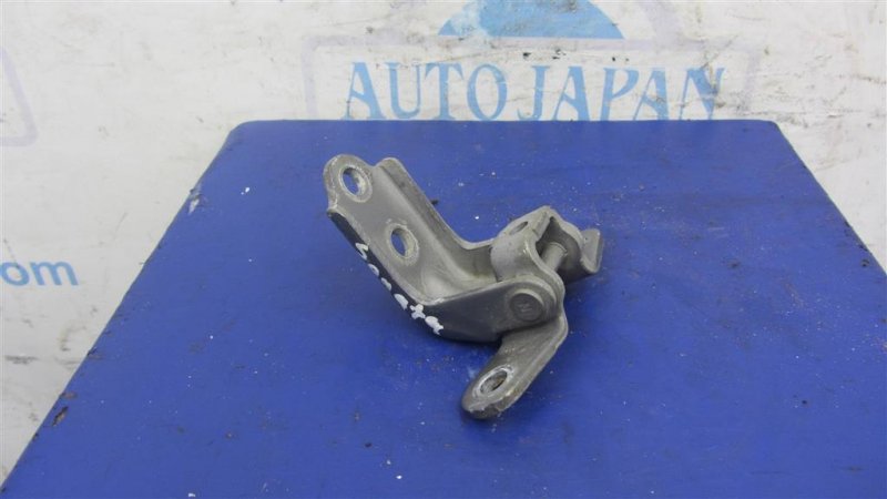 Запчасть петля двери верхняя передняя левая HYUNDAI SONATA YF 10-14 2013 Седан 2.4 79310-2E000 Б/У Петля двери верхняя передняя левая HYUNDAI SONATA YF 10-14 2013 Седан 2.4 79310-2E000 Б/У