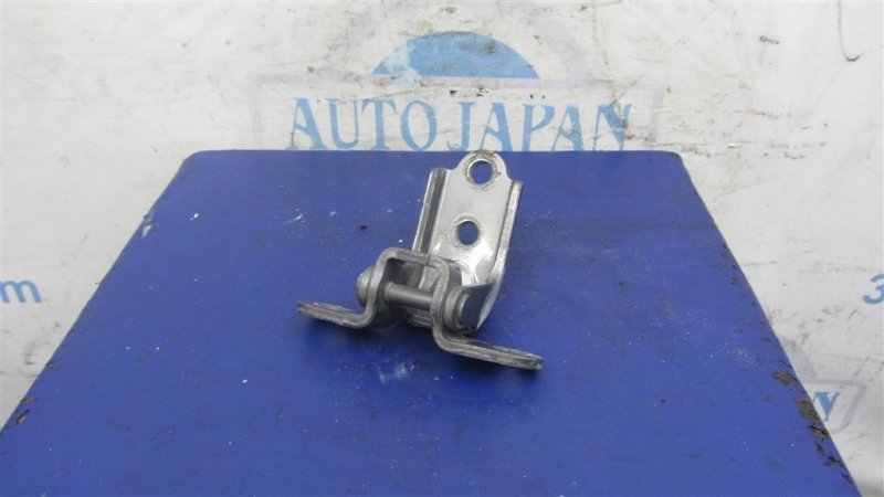 Запчасть петля двери нижняя передняя правая HYUNDAI SONATA YF 10-14 2013 Седан 2.4 79310-2E000 Б/У Петля двери нижняя передняя правая HYUNDAI SONATA YF 10-14 2013 Седан 2.4 79310-2E000 Б/У