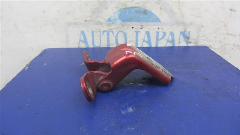 Петля двери верхняя передняя правая HYUNDAI SANTA FE (CM) 05-12 79310-2B010 Б/У