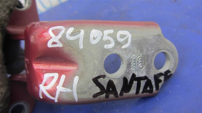 Петля двери верхняя передняя правая SANTA FE (CM) 05-12