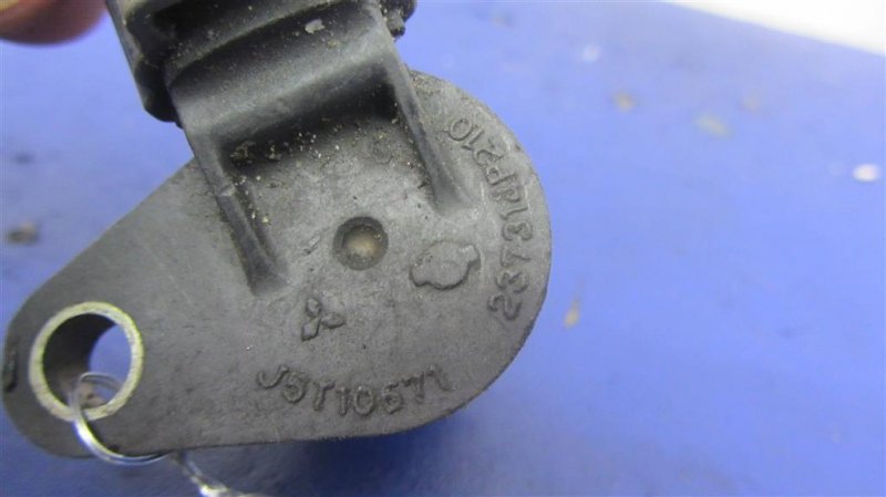 Датчик положения распредвала MAXIMA A33 99-02