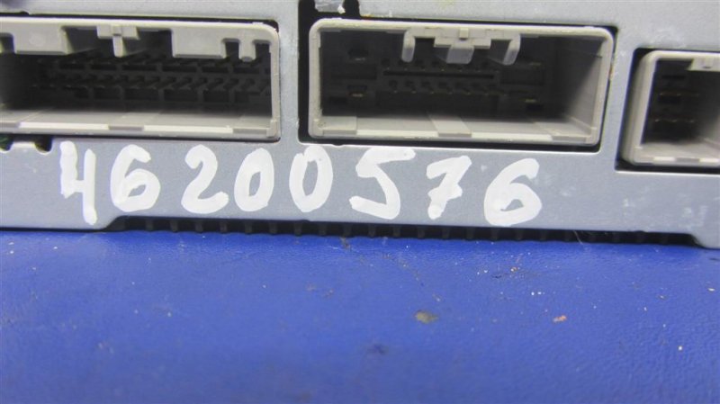 Усилитель звука MDX (YD3) 13-21 2016 Внедорожник 3.5