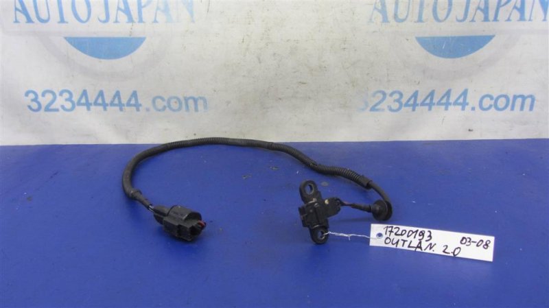 Запчасть датчик положения коленвала MITSUBISHI OUTLANDER 03-07 Б/У Датчик положения коленвала MITSUBISHI OUTLANDER 03-07 Б/У