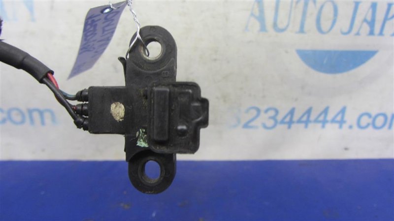 Датчик положения коленвала MITSUBISHI OUTLANDER 03-07 Датчик положения коленвала MITSUBISHI OUTLANDER 03-07