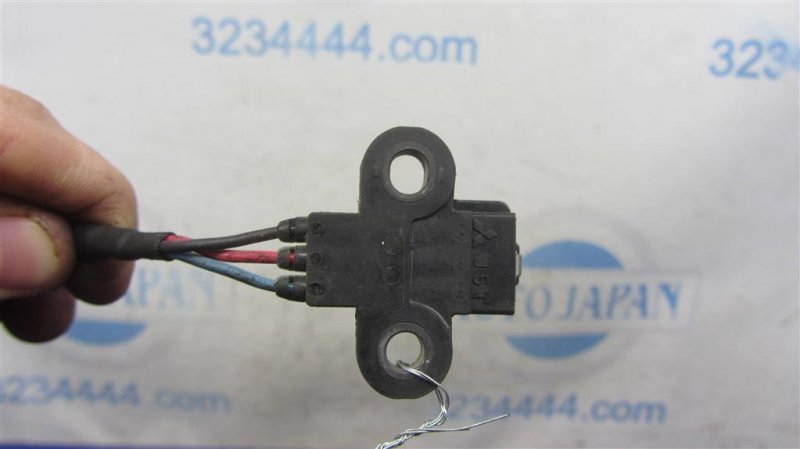 Датчик положения коленвала LANCER IX 9 03-07 Датчик положения коленвала LANCER IX 9 03-07