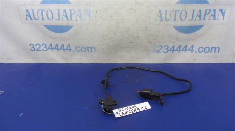 Датчик положения коленвала MITSUBISHI LANCER IX 9 03-07 MR420734 Б/У