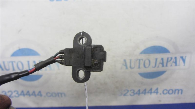 Датчик положения коленвала LANCER IX 9 03-07 Датчик положения коленвала LANCER IX 9 03-07