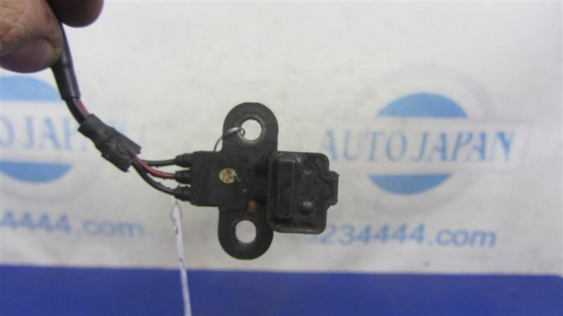 Датчик положения коленвала LANCER IX 9 03-07 Датчик положения коленвала LANCER IX 9 03-07