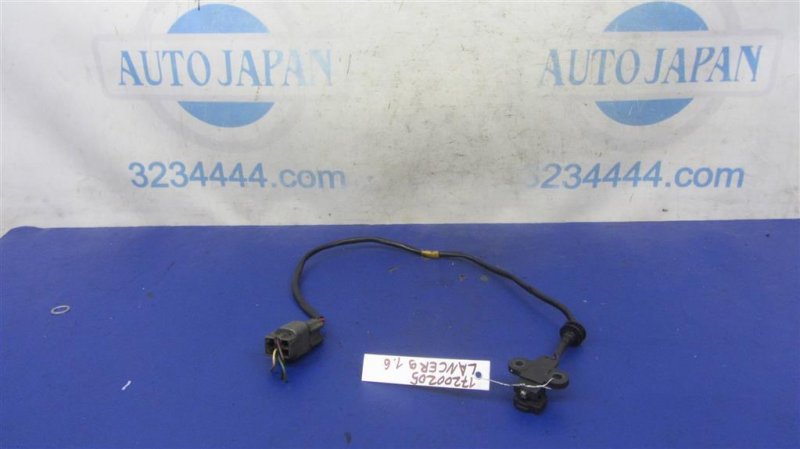 Запчасть датчик положения коленвала MITSUBISHI LANCER IX 9 03-07 MR420734 Б/У Датчик положения коленвала MITSUBISHI LANCER IX 9 03-07 MR420734 Б/У