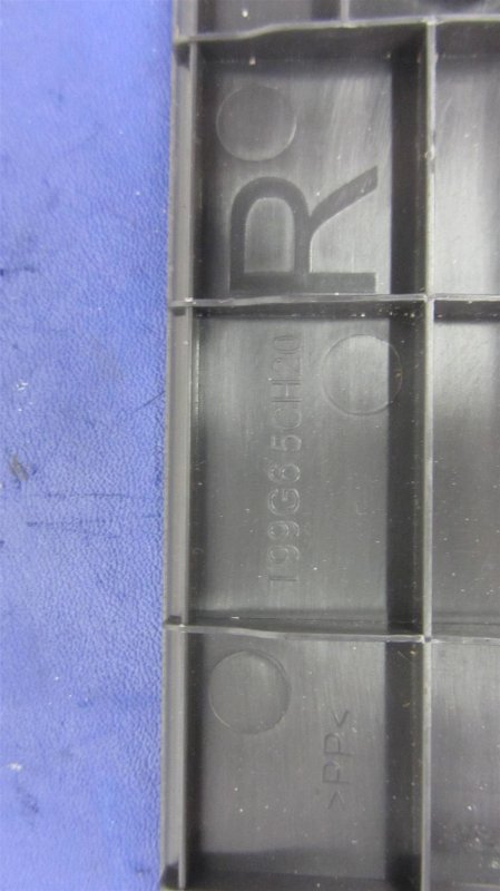 Накладка порога внутрення правая INFINITI Q60 16-20 COUPE 3.0 VR30DDTT