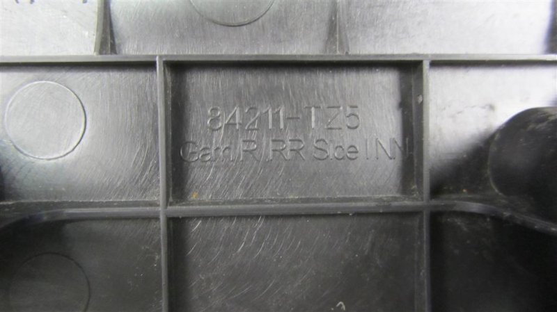 Накладка порога внутрення задняя правая ACURA MDX (YD3) 13-21 YD3