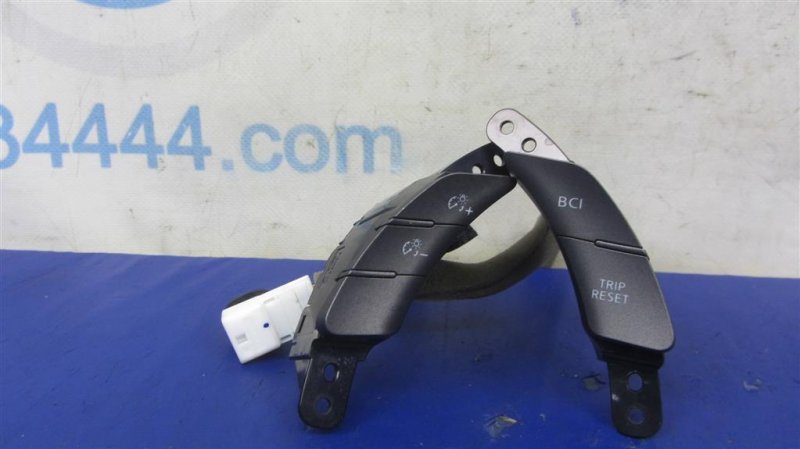 Запчасть кнопка INFINITI QX60/JX35 12-20 2015 Внедорожник 3.5 25273-3JA0B Б/У Кнопка INFINITI QX60/JX35 12-20 2015 Внедорожник 3.5 25273-3JA0B Б/У