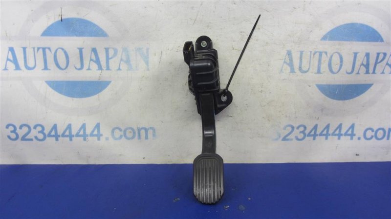 Запчасть педаль газа TOYOTA TACOMA 05-15 2007 GRN270 4.0 1GRFE 78120-04060 Б/У Педаль газа TOYOTA TACOMA 05-15 2007 GRN270 4.0 1GRFE 78120-04060 Б/У
