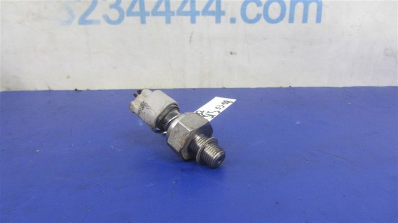 Запчасть датчик давления топлива TOYOTA AVENSIS 03-08 89458-22010 Б/У Датчик давления топлива TOYOTA AVENSIS 03-08 89458-22010 Б/У