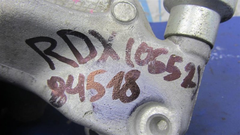 Кронштейн двигателя правый RDX 12-19 2014 Внедорожник 3.5