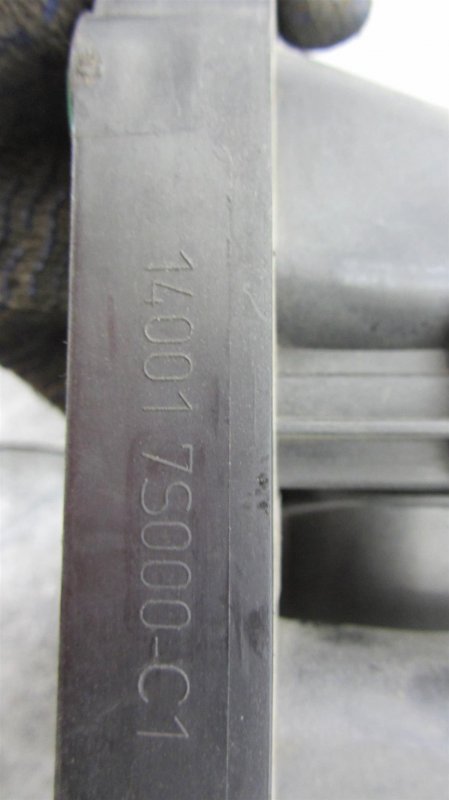 Коллектор впускной QX56 / TITAN / ARMADA 04-16 2005 Внедорожник 5.6