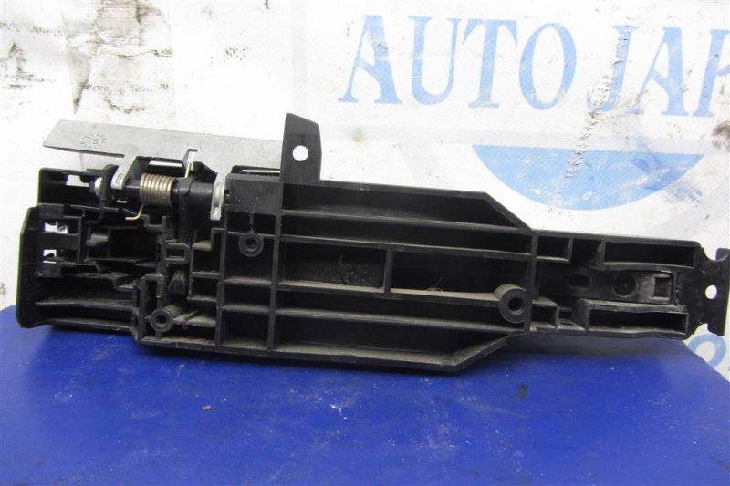 Ручка двери наружная задняя левая NISSAN QASHQAI/ROGUE SPORT 14- Ручка двери наружная задняя левая NISSAN QASHQAI/ROGUE SPORT 14-