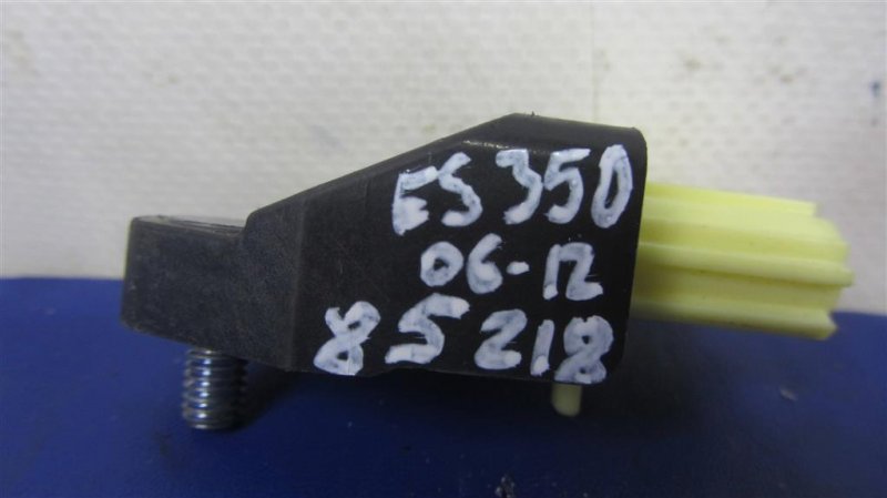 Датчик удара ES350 06-12 Датчик удара ES350 06-12