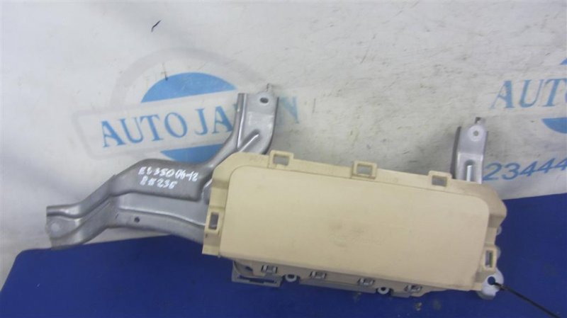 Подушка безопасности в колени передняя левая ES350 06-12