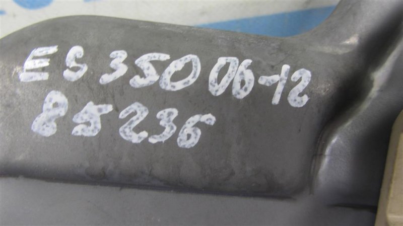 Подушка безопасности в колени передняя левая LEXUS ES350 06-12