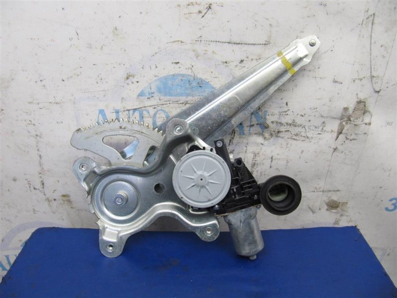 Запчасть стеклоподъемник задний левый TOYOTA COROLLA 150 06-13 69804-02150 Б/У Стеклоподъемник задний левый TOYOTA COROLLA 150 06-13 69804-02150 Б/У