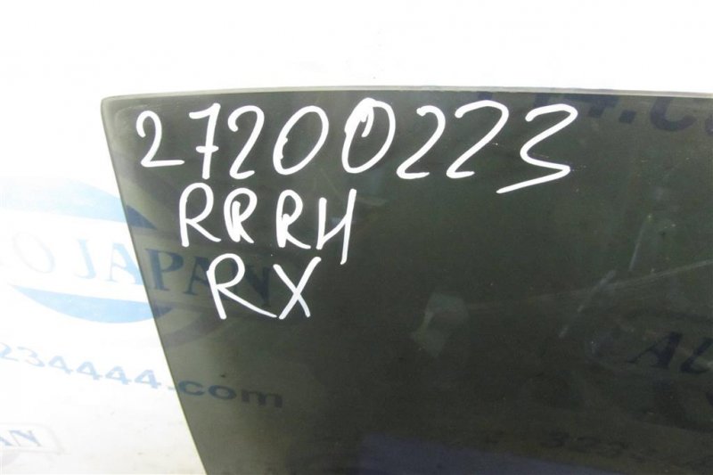 Стекло двери заднее правое RX300/330/350/400 03-09