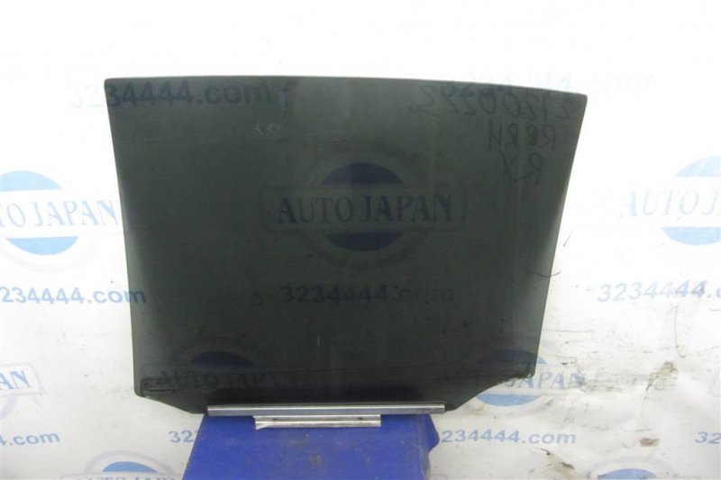 Стекло двери заднее правое RX300/330/350/400 03-09