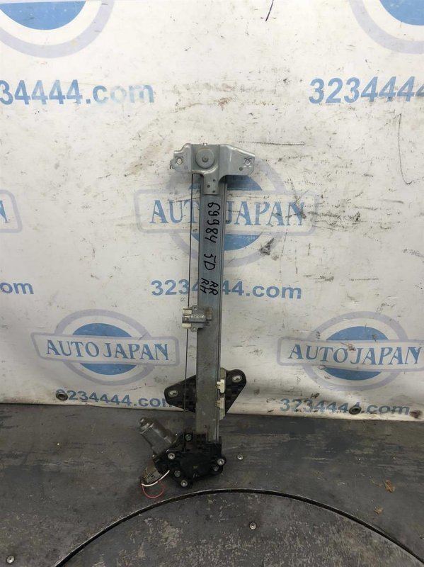 Стеклоподъемник задний правый CIVIC 5D 06-11