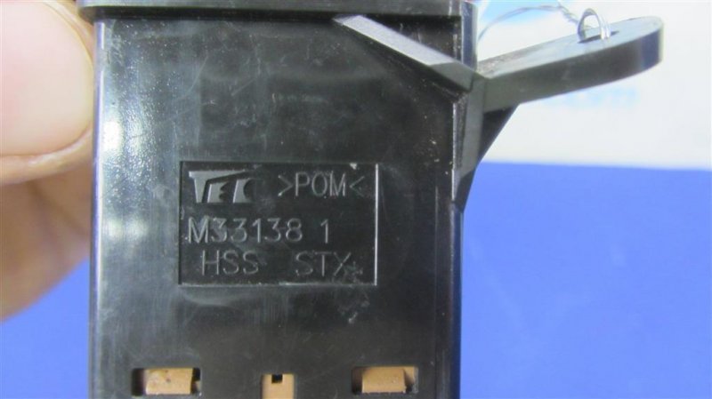 Кнопка обогрева сидений правая MDX (YD2) 06-13 2007 YD2 3.7 Кнопка обогрева сидений правая MDX (YD2) 06-13 2007 YD2 3.7