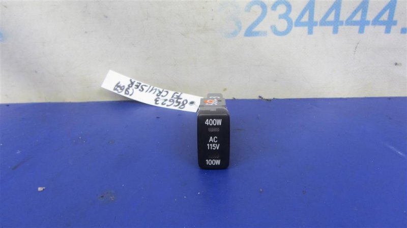 Запчасть кнопка TOYOTA FJ CRUISER 06-15 2008 GSJ10 4.0 1GRFE 84480-35080 Б/У Кнопка TOYOTA FJ CRUISER 06-15 2008 GSJ10 4.0 1GRFE 84480-35080 Б/У