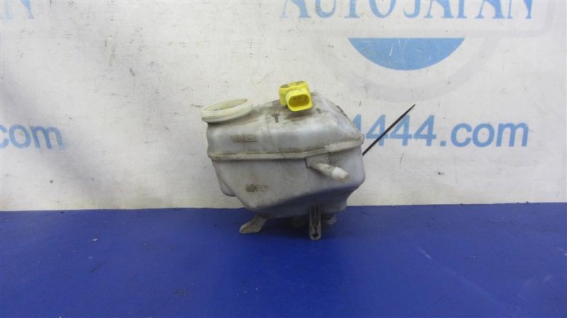 Бачок главного тормозного цилиндра VOLKSWAGEN TOUAREG 02-10 2H0 611 303 Б/У