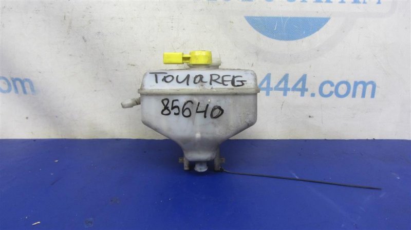 Бачок главного тормозного цилиндра VOLKSWAGEN TOUAREG 02-10