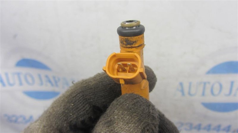 Форсунка топливная G25/G35/G37/Q40 06-14 2012 Седан 3.7 VQ37VHR Форсунка топливная G25/G35/G37/Q40 06-14 2012 Седан 3.7 VQ37VHR