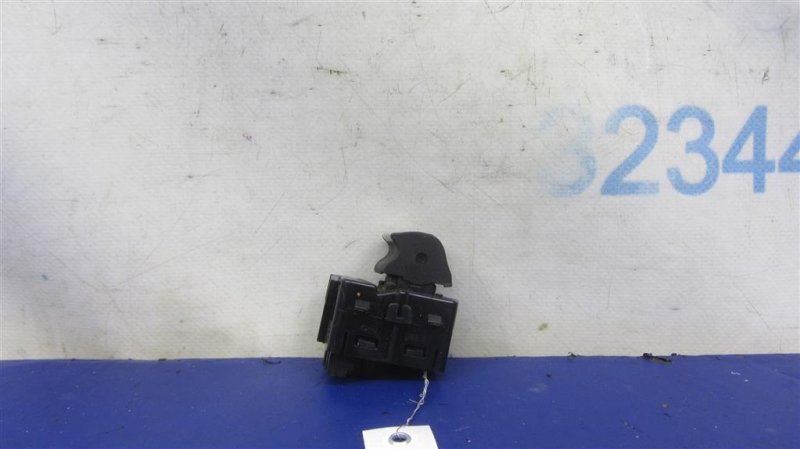 Кнопка стеклоподъемника FUSION 14- 2014 Седан 2.5 Кнопка стеклоподъемника FUSION 14- 2014 Седан 2.5