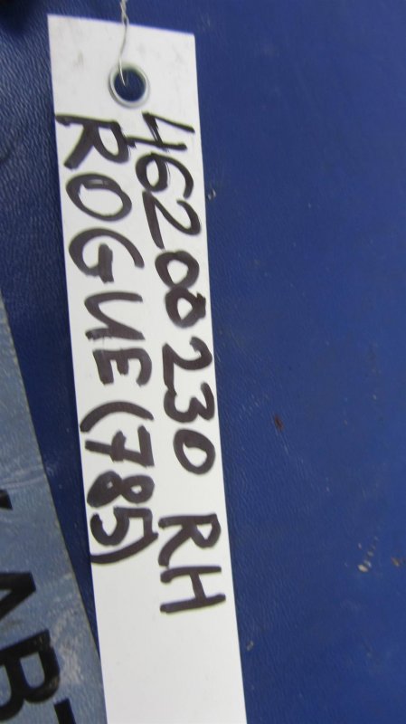 Спойлер крышки багажника правый X-TRAIL/ROGUE T32 13-20 2017 T32 2.5 QR25DE