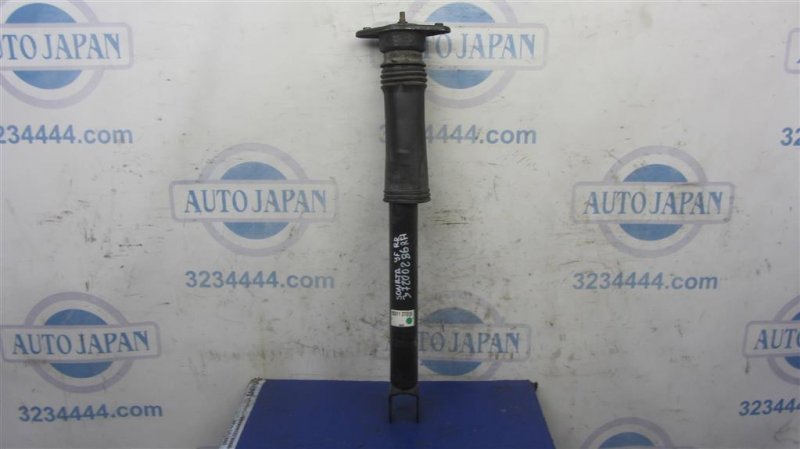 Амортизатор задний HYUNDAI SONATA YF 10-14 55311-3Q610 Б/У
