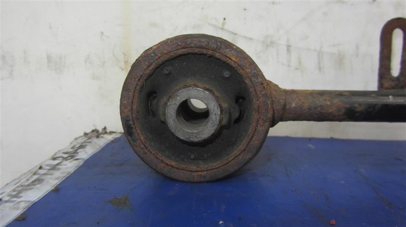 Рычаг задней подвески продольный задний левый GX470 02-09