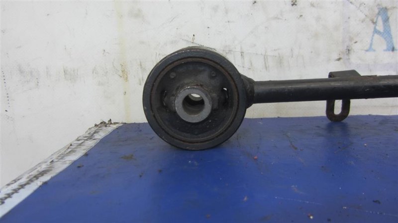 Рычаг задней подвески продольный задний правый GX470 02-09