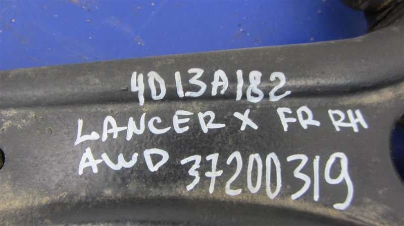 Рычаг передней подвески нижний передний правый LANCER X 10 15-17 Рычаг передней подвески нижний передний правый LANCER X 10 15-17