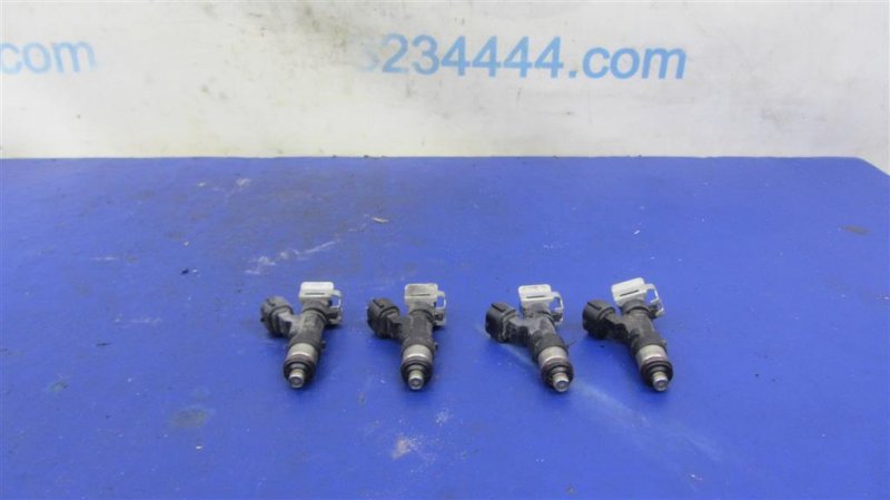 Запчасть форсунка топливная NISSAN SENTRA B17 12-21 2016 Седан 1.8 16600-3RC0A Б/У Форсунка топливная NISSAN SENTRA B17 12-21 2016 Седан 1.8 16600-3RC0A Б/У