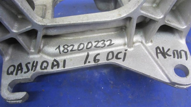 Кронштейн промежуточного вала QASHQAI/ROGUE SPORT 14- R9M 1.6 dci Кронштейн промежуточного вала QASHQAI/ROGUE SPORT 14- R9M 1.6 dci